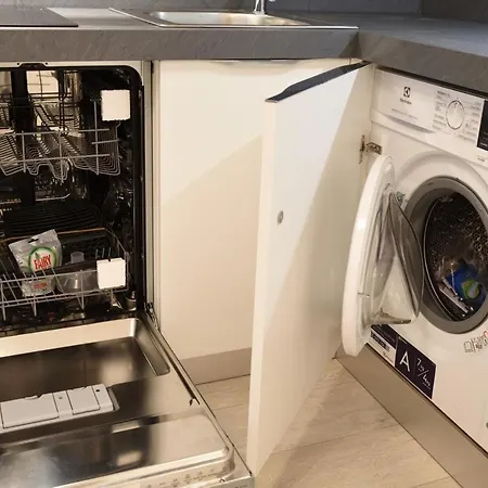Monolocale Deluxe Con Box E Piscina - Poggio Fiorito דירה *