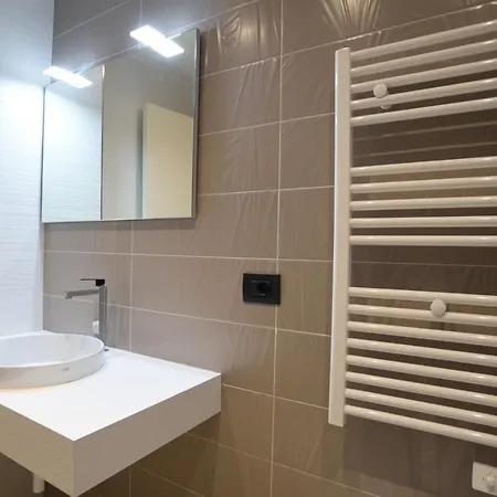 Monolocale Deluxe Con Box E Piscina - Poggio Fiorito דירה *