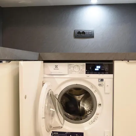 Monolocale Deluxe Con Box E Piscina - Poggio Fiorito * Alassio